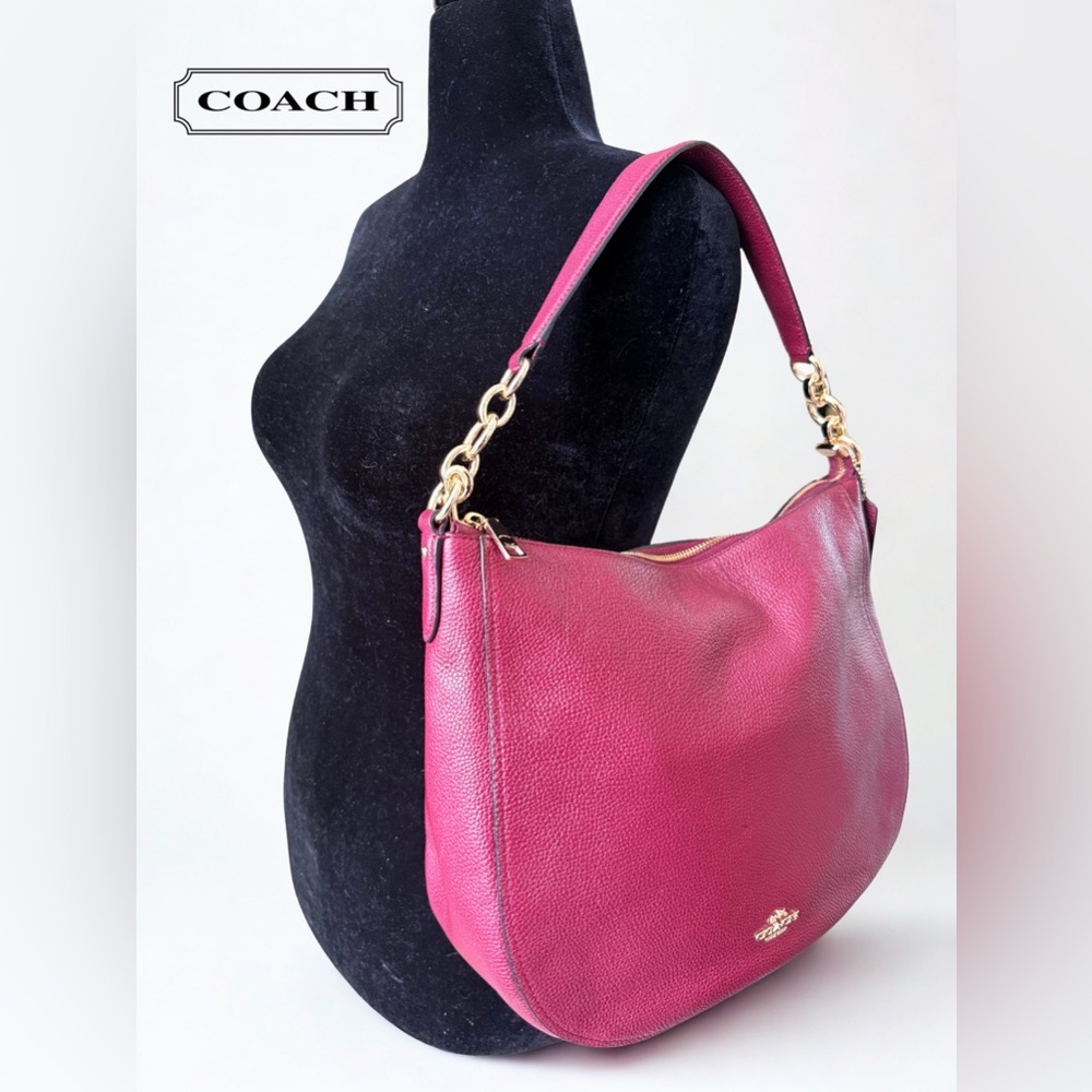 Coach Chelsea Hobo 32 in Cherry Pebble Leather – Pre-❤️ in EUC - Picture 2 of 12